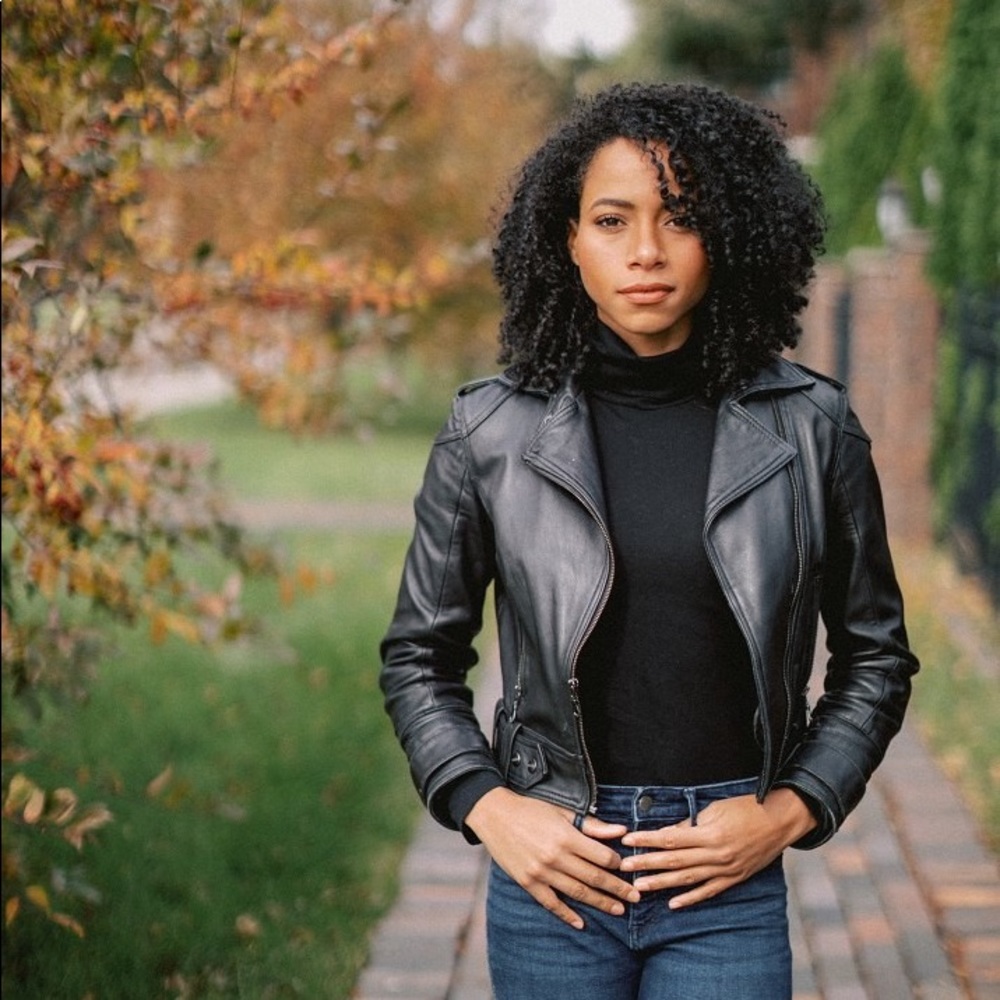 Meet your Posher, Tanasia